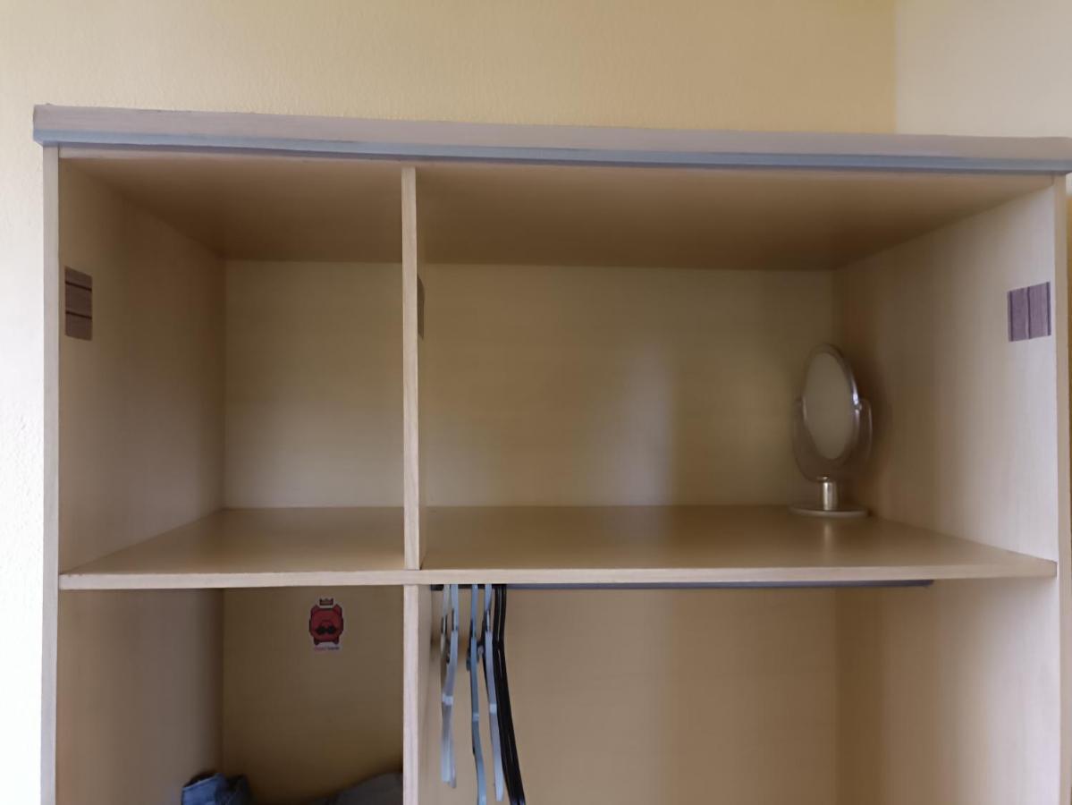 Quarto Em Apartamento Em Frente Ao Riocentro E Proximo A Jeunesse Arena E Vila Olimpica *