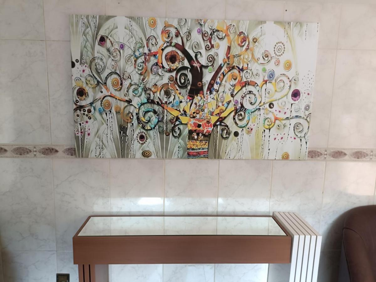 Quarto Em Apartamento Em Frente Ao Riocentro E Proximo A Jeunesse Arena E Vila Olimpica Apartamento