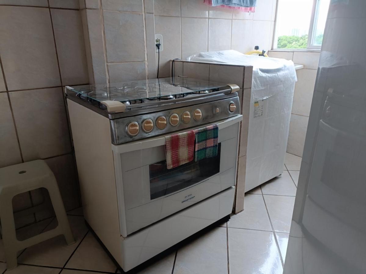 Quarto Em Apartamento Em Frente Ao Riocentro E Proximo A Jeunesse Arena E Vila Olimpica *