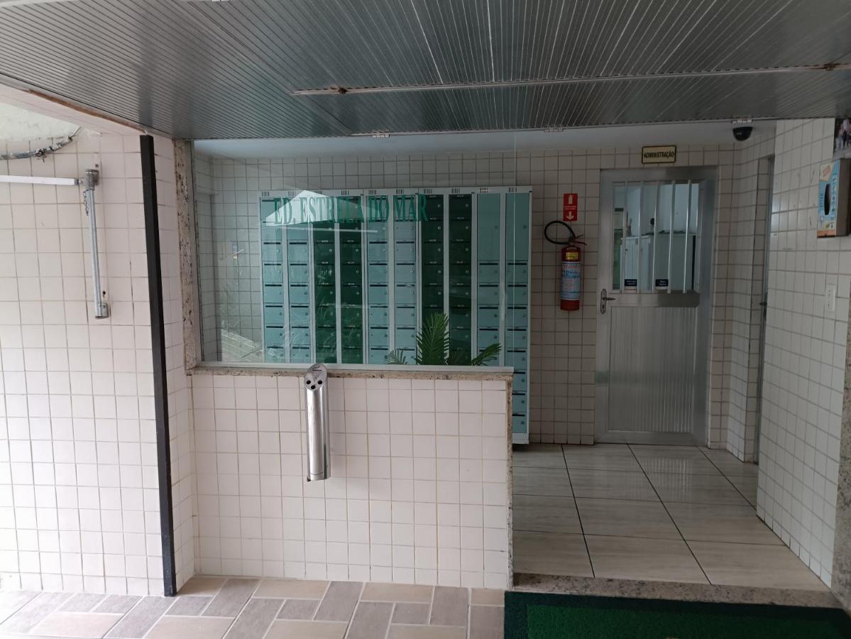 Quarto Em Apartamento Em Frente Ao Riocentro E Proximo A Jeunesse Arena E Vila Olimpica